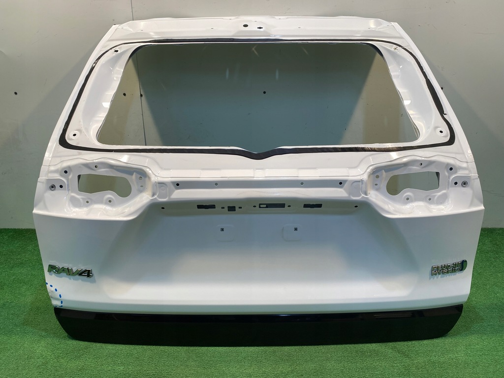 фото №1, Toyota rav4 rav-4 v 5 крышка багажника крышка багажника задняя задняя