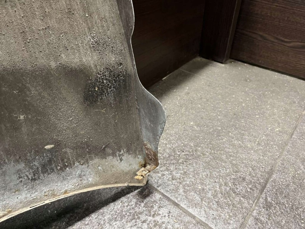 Крила перед сторона права nissan primastar 91160071 Київ