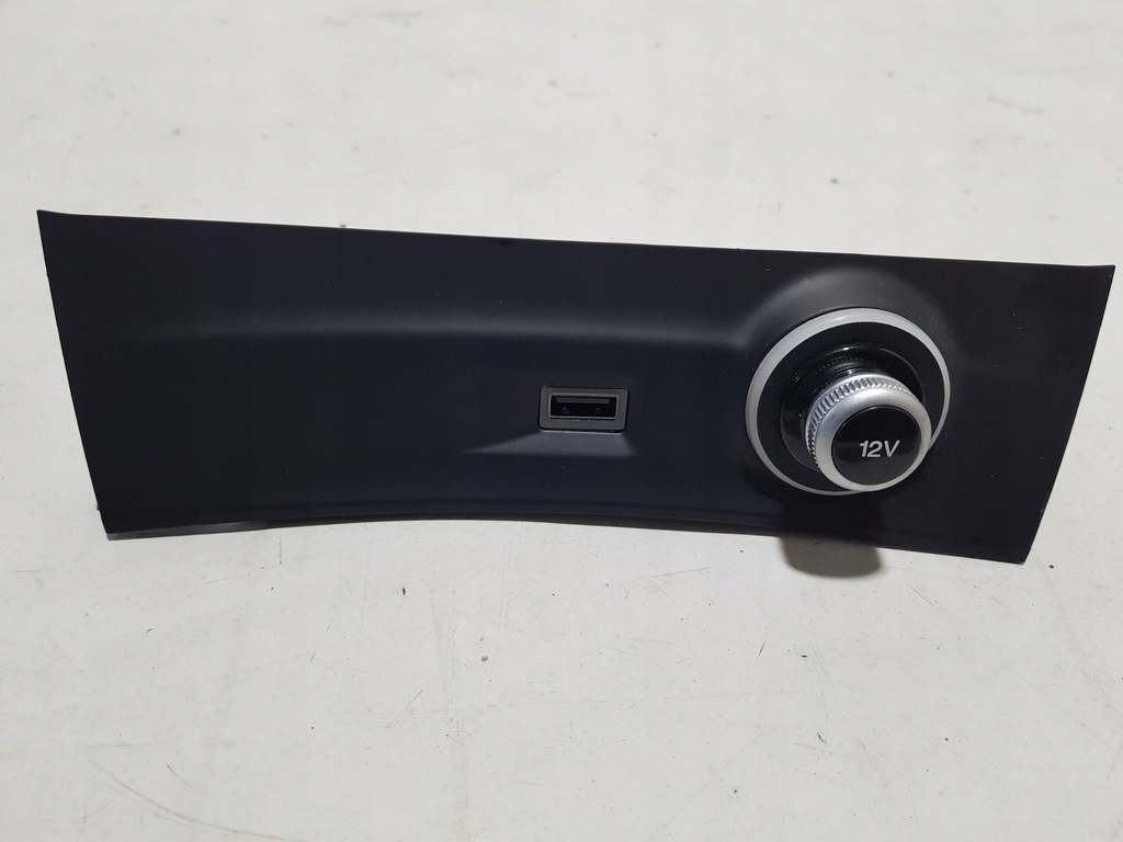 фото №1, Роз'єм вхід usb прикурювача alfa romeo stelvio 156115933