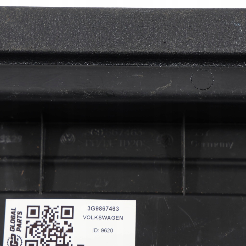 Volkswagen passat b8 захист  оббивка багажника ліва 3g9867463 Ціна