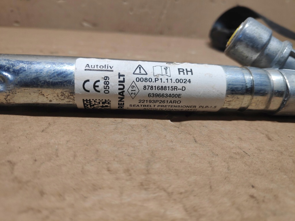 Ремень безопасности правая  перед передний натяжитель renault clio v 868843661r в Украине