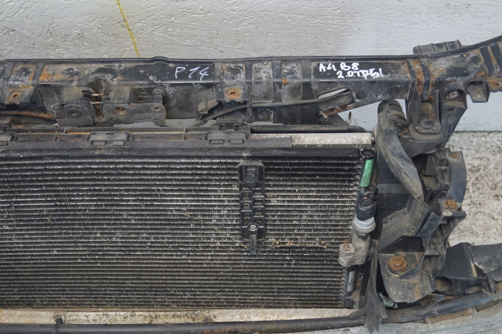 Ремінь передній радіатор audi a4 b8 2.0 tfsi в Україні