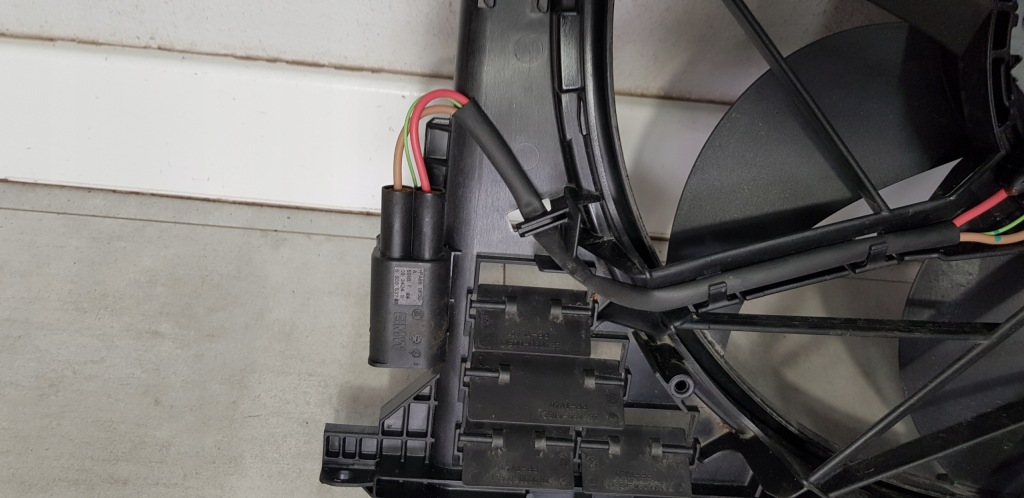 Купити Bmw 5 f10 вентилятор вентилятор радіатора 17428509740-03