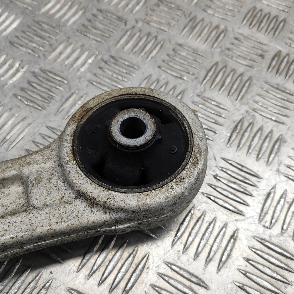 фото №6, Kia niro 2021 права сторона нижній важіль передній