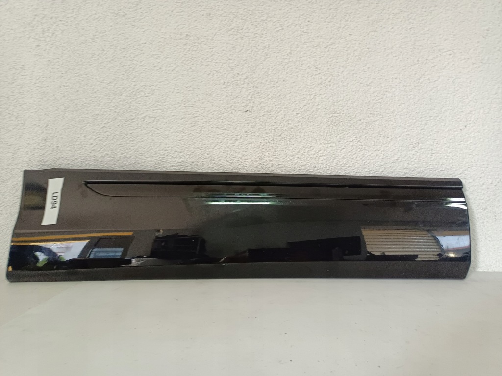 фото №1, Audi q8 4m8 молдинг двері правий задня 4m8853060d