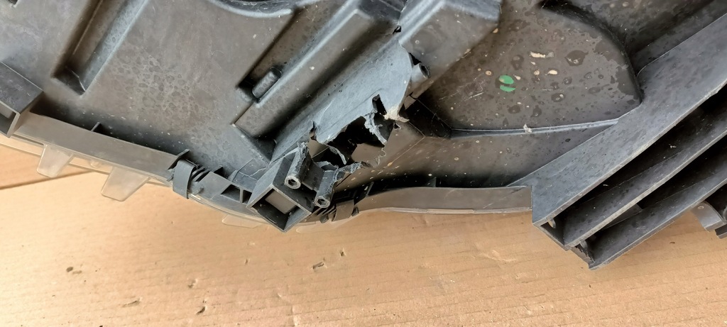 фото №11, Лампа передня mercedes b-klasa 246 a2468200261