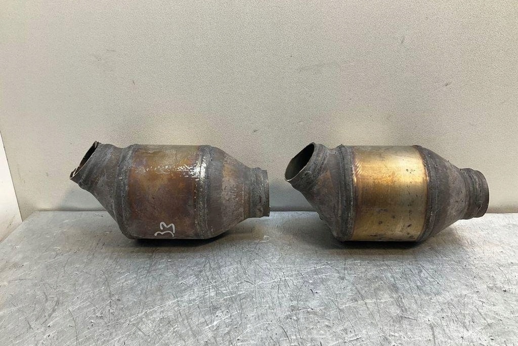 фото №12, Катализатор bmw 3 coupe e92 7637985 3.0l бензиновый 2011