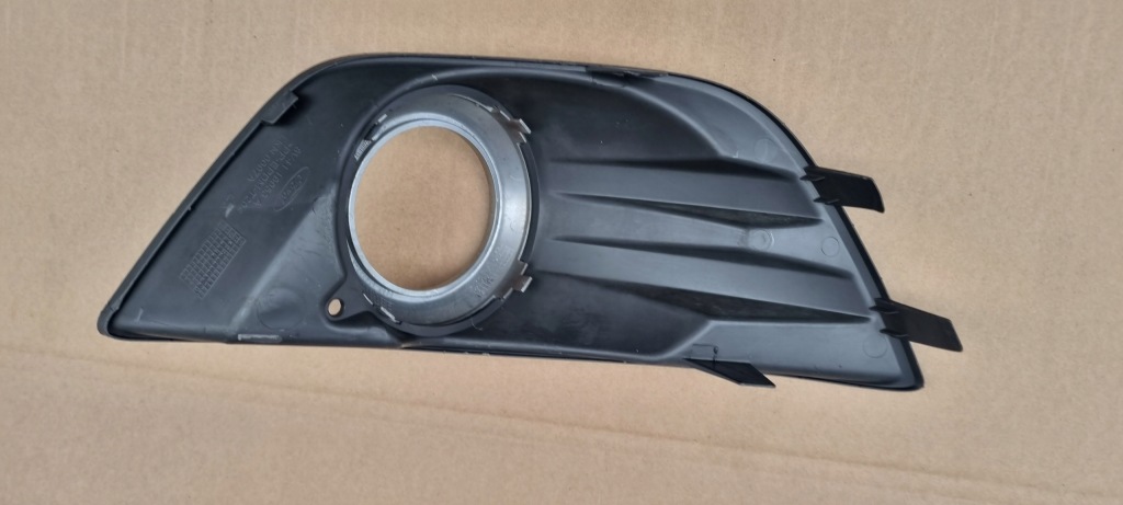 Ford kuga mk1 2008- решётка левая бампер перед Оригинал