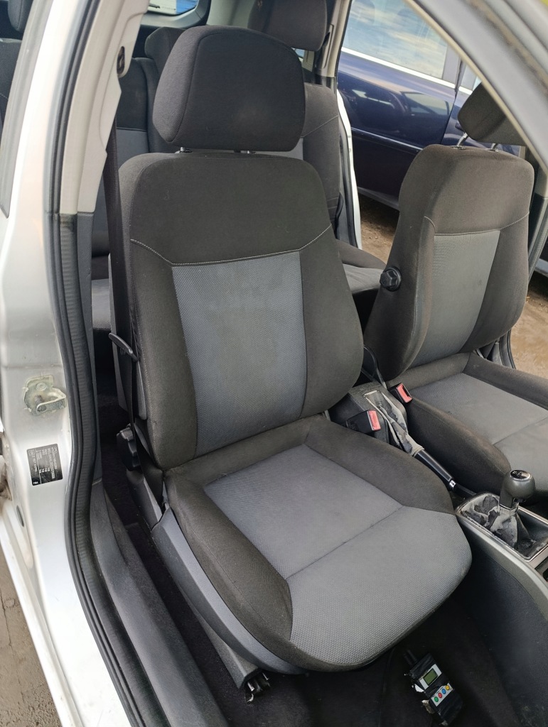 фото №1, Сиденье пассажира opel astra h kombi