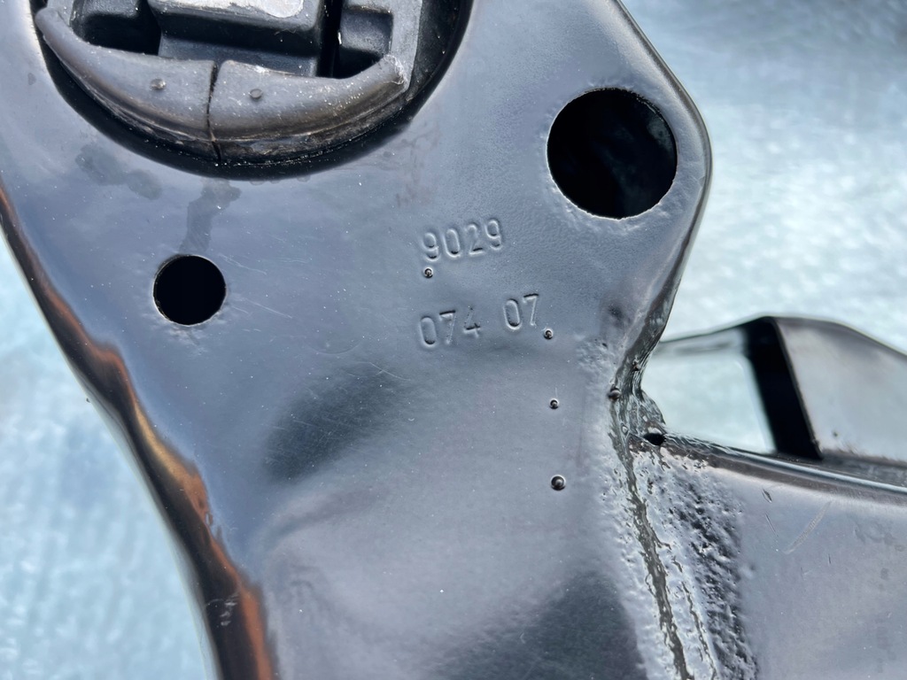 фото №8, Bmw e87 e90 балка підрамник підрамник zawie задня відновлення nowe втулки 33316783713