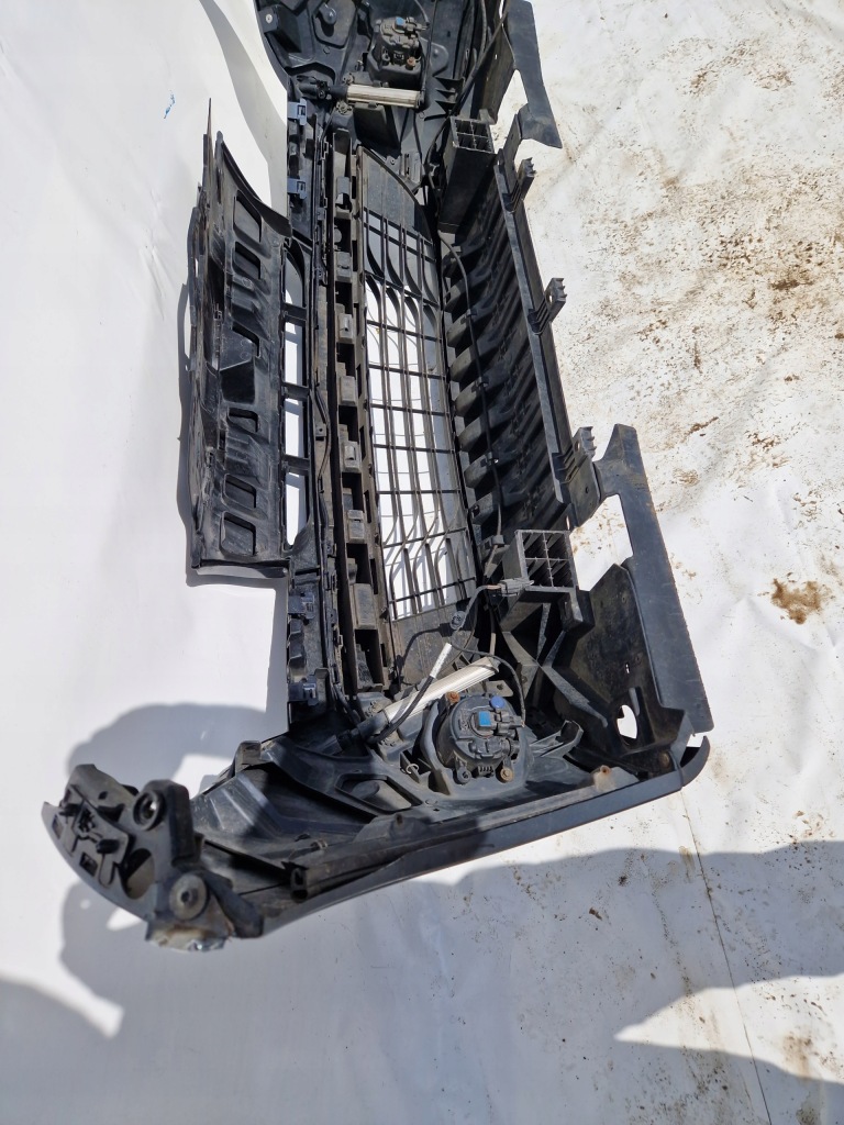 фото №6, Бампер передний перед renault megane iii 09-12