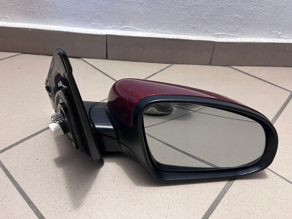 фото №1, Зеркало правое оригинальный номер hyundai kona 6 pin