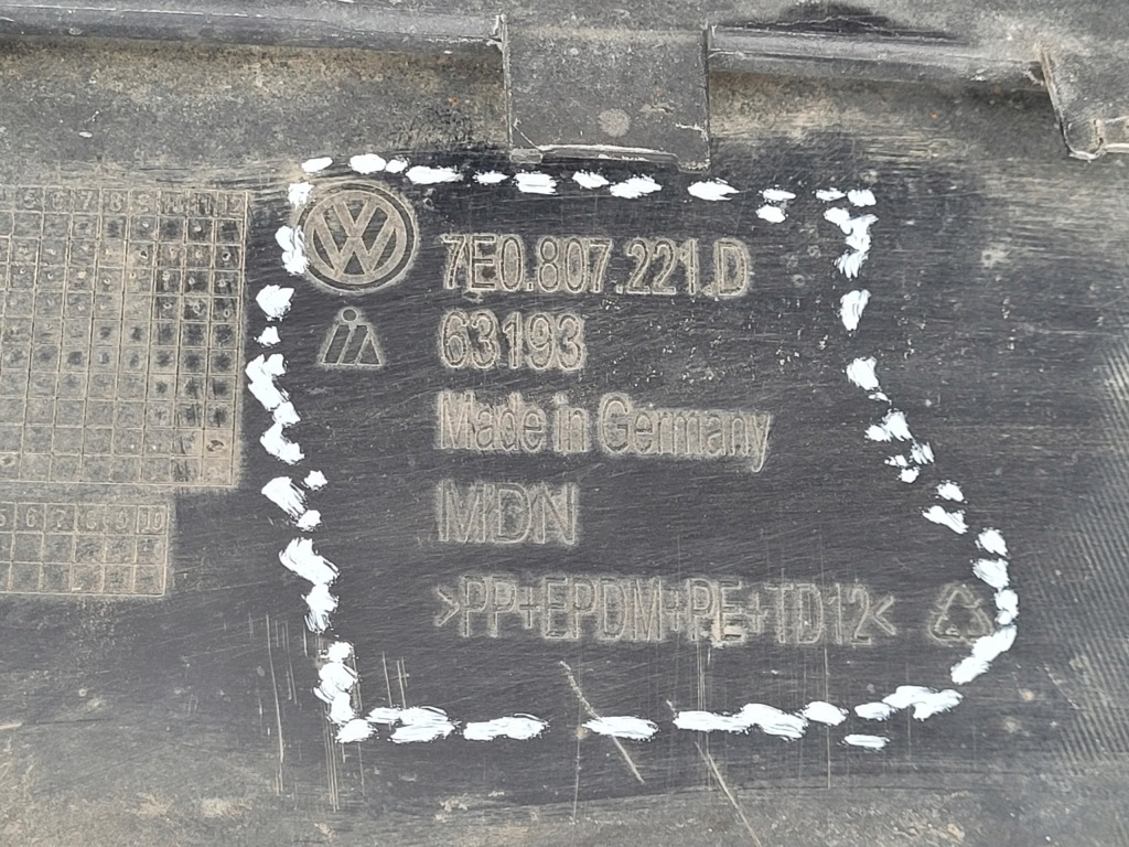 фото №15, Vw transporter t6 | бампер перед передний 7e0807221d | 0074