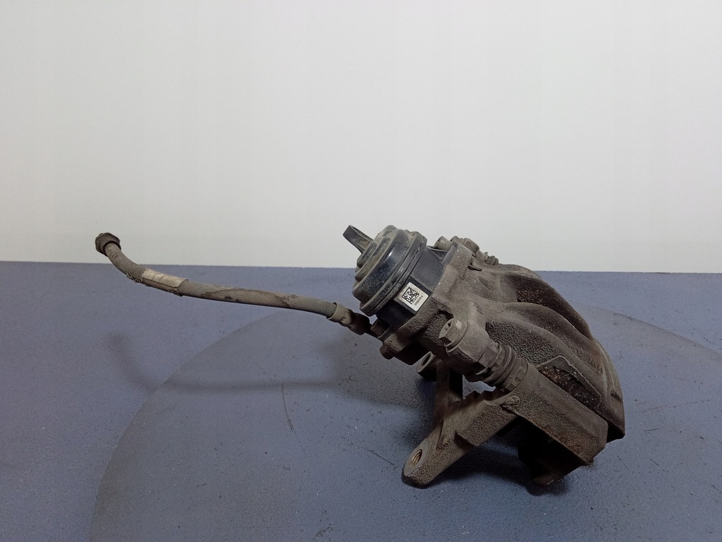 фото №4, Audi a4 b9 3.0 tdi 272 km суппорт задняя левый скоба