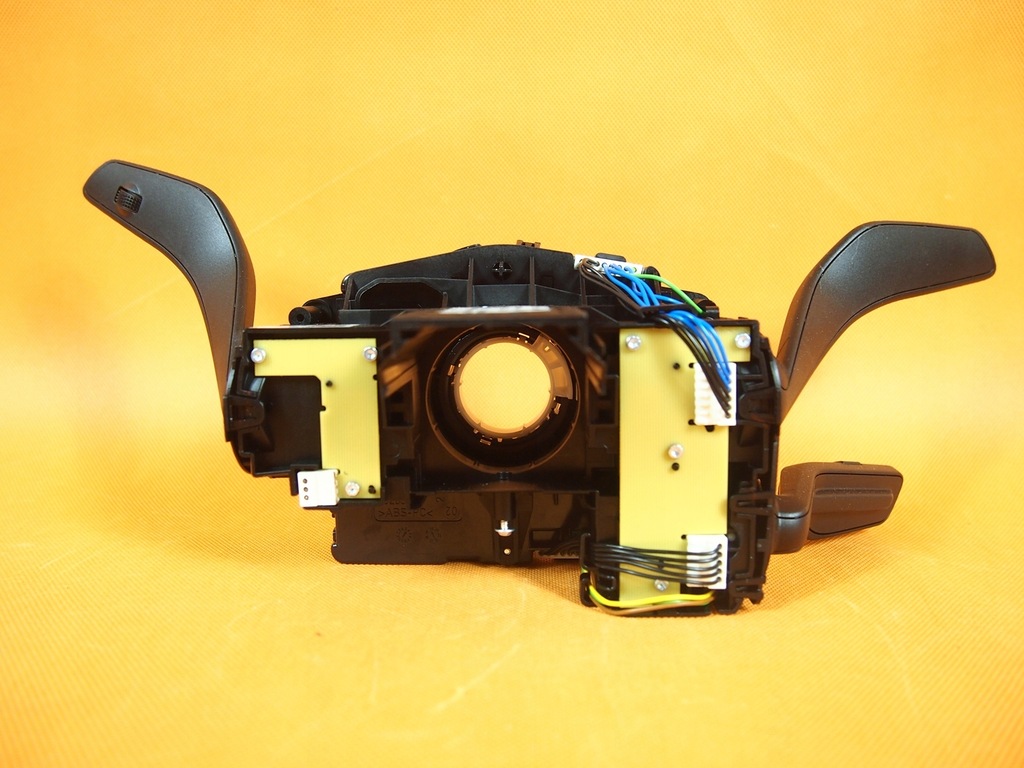 фото №9, Audi a1 gb 82 переключатели поворотник лента подушка безопасности 82a953521fm / 5q1953549d