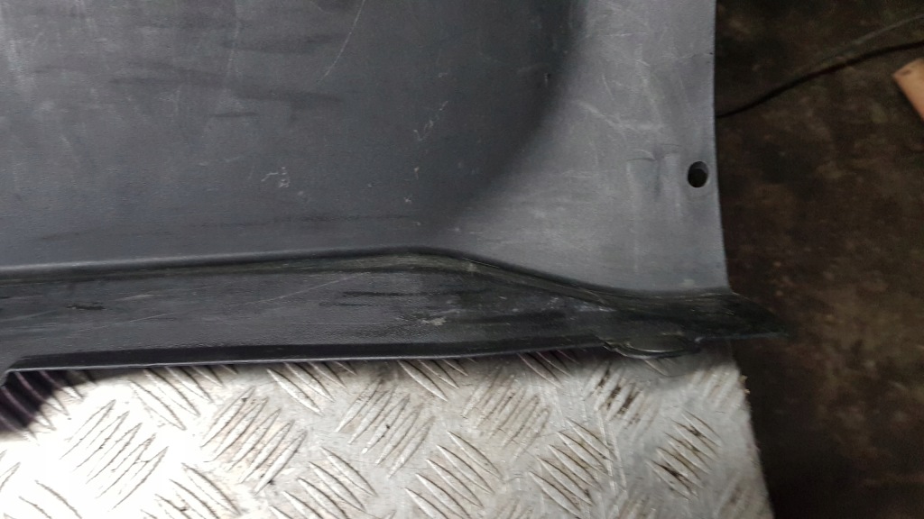 фото №3, Mercedes w203 защита порог багажника