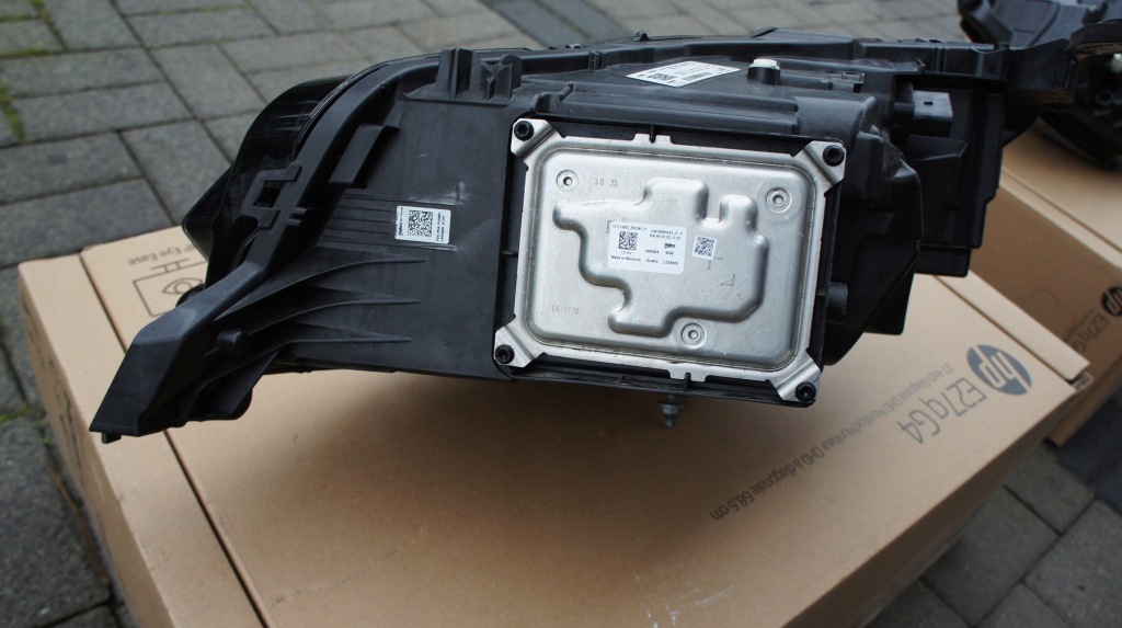 Передняя левая правый  фара peugeot 2008 2 рестайлинг  208 2 рестайлинг  full led Недорого