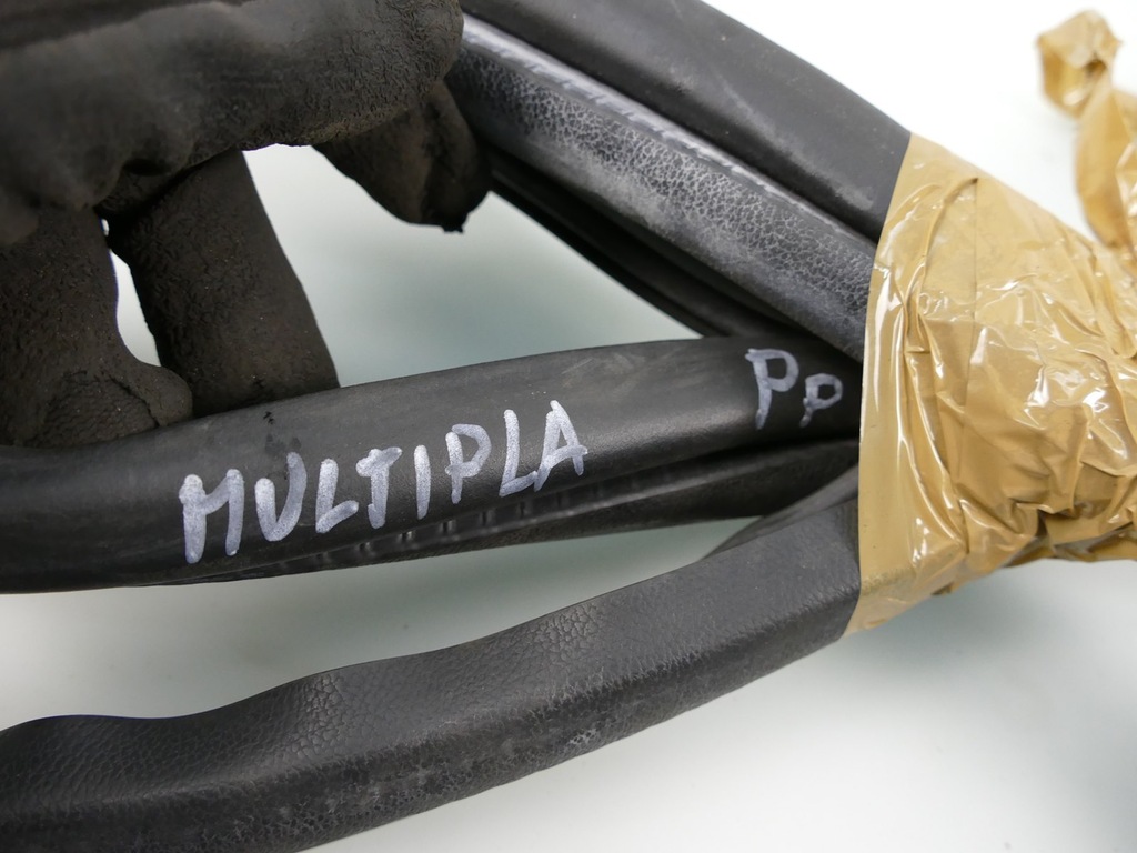 фото №3, Fiat multipla прокладка двері правий перед права