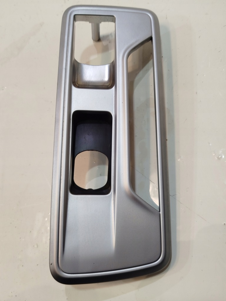 фото №1, Рамка туннель среднего хром maserati ghibli iii 2015r 670010725