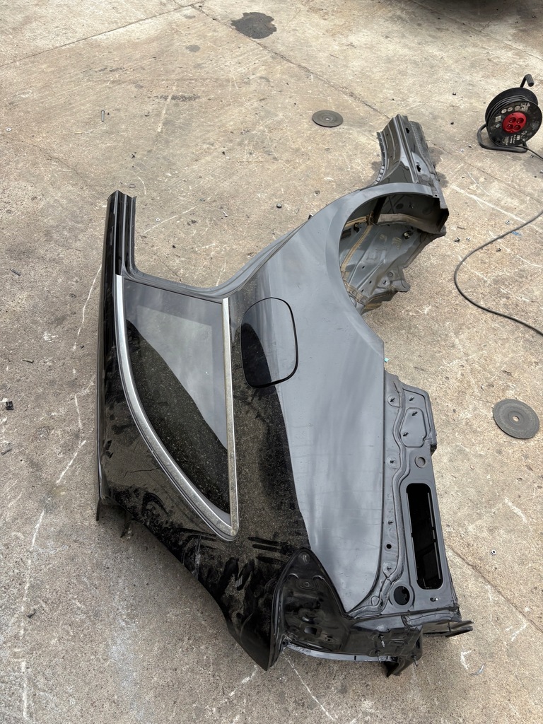 фото №1, Четверть левая правая крыло задняя mercedes w213 kombi