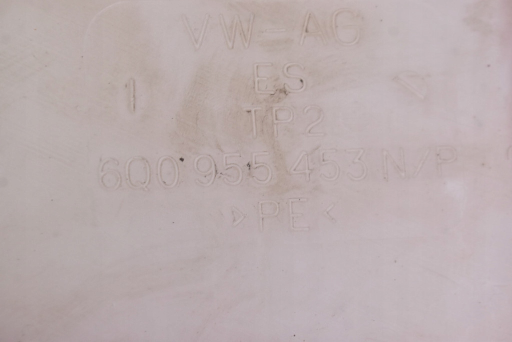 фото №5, Бачок омивача 6q0955453n/p skoda roomster 1 i 1.9 tdi 105 km