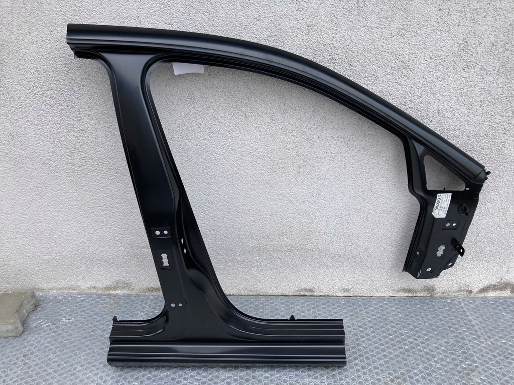 фото №1, Порог блок двигателя правый vw golf viii 5h4