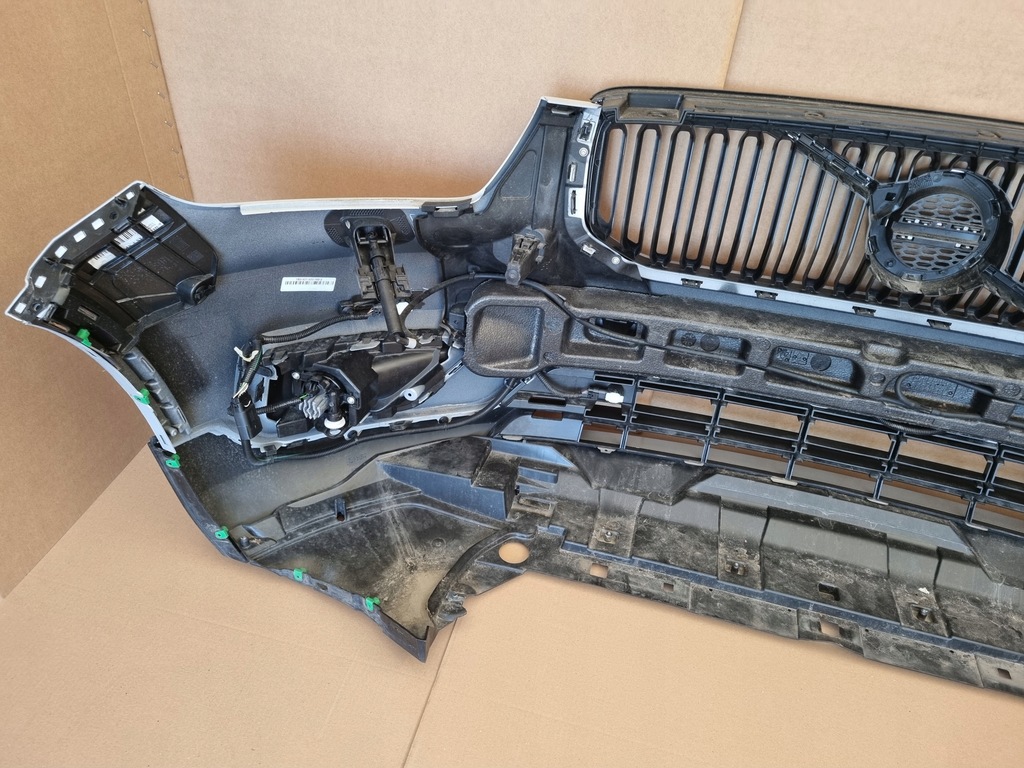 фото №6, Volvo xc40 бампер передний перед 4xpdc 729