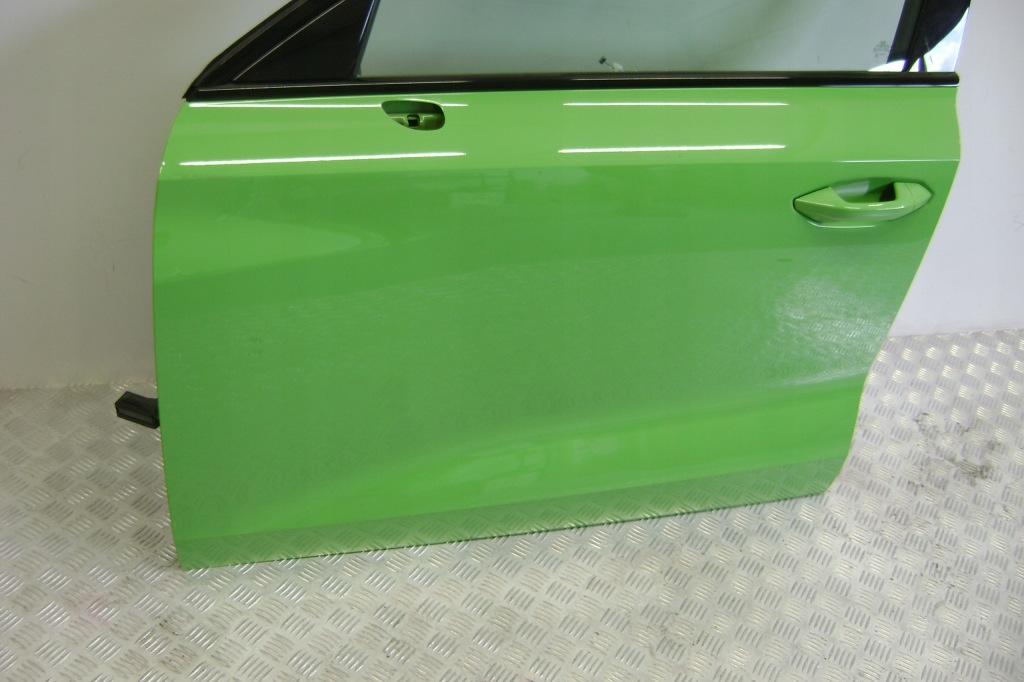 фото №3, Audi a3 8y0 sportback - двері передні ліва