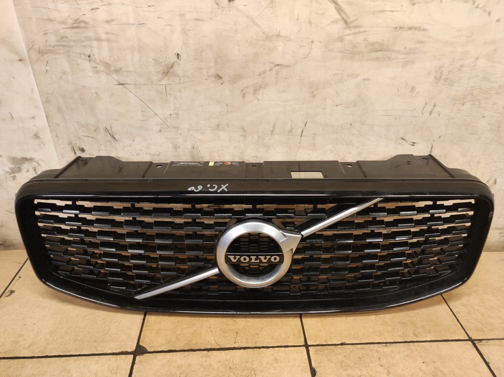 фото №1, Решётка радиатора решётка радиатора бампера volvo xc60 ii 2 rdesign