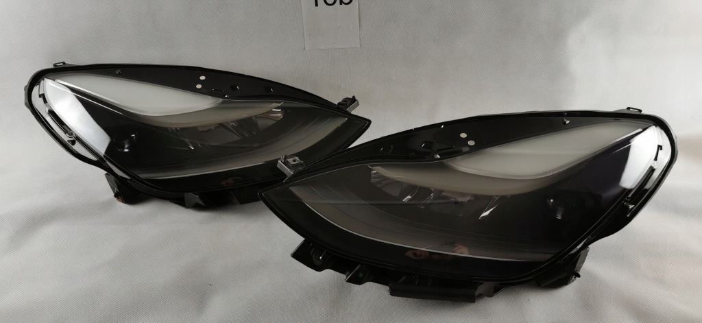 Купити Tesla 3 рестайлінг  full led лівий праві фара фара