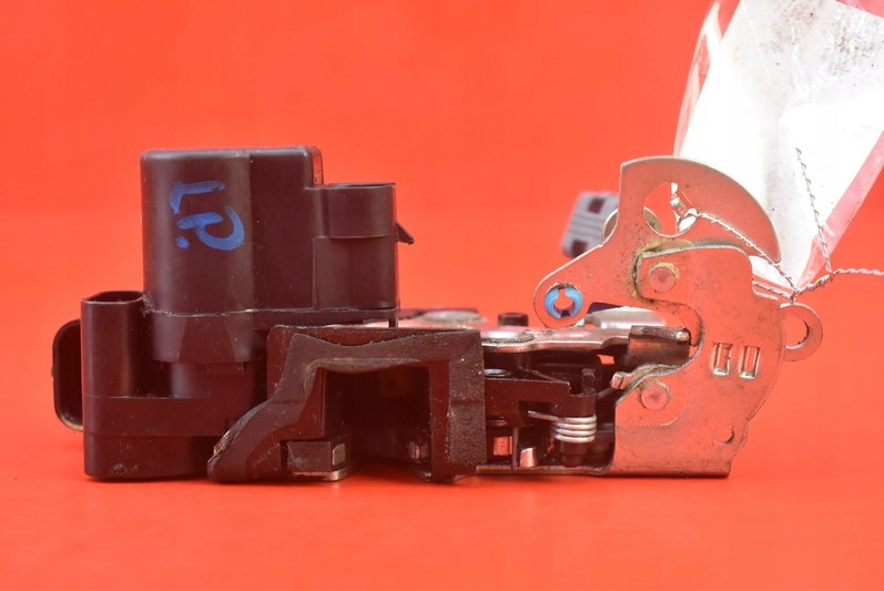 фото №1, Замок дверь левый перед передний eu opel karl 17r