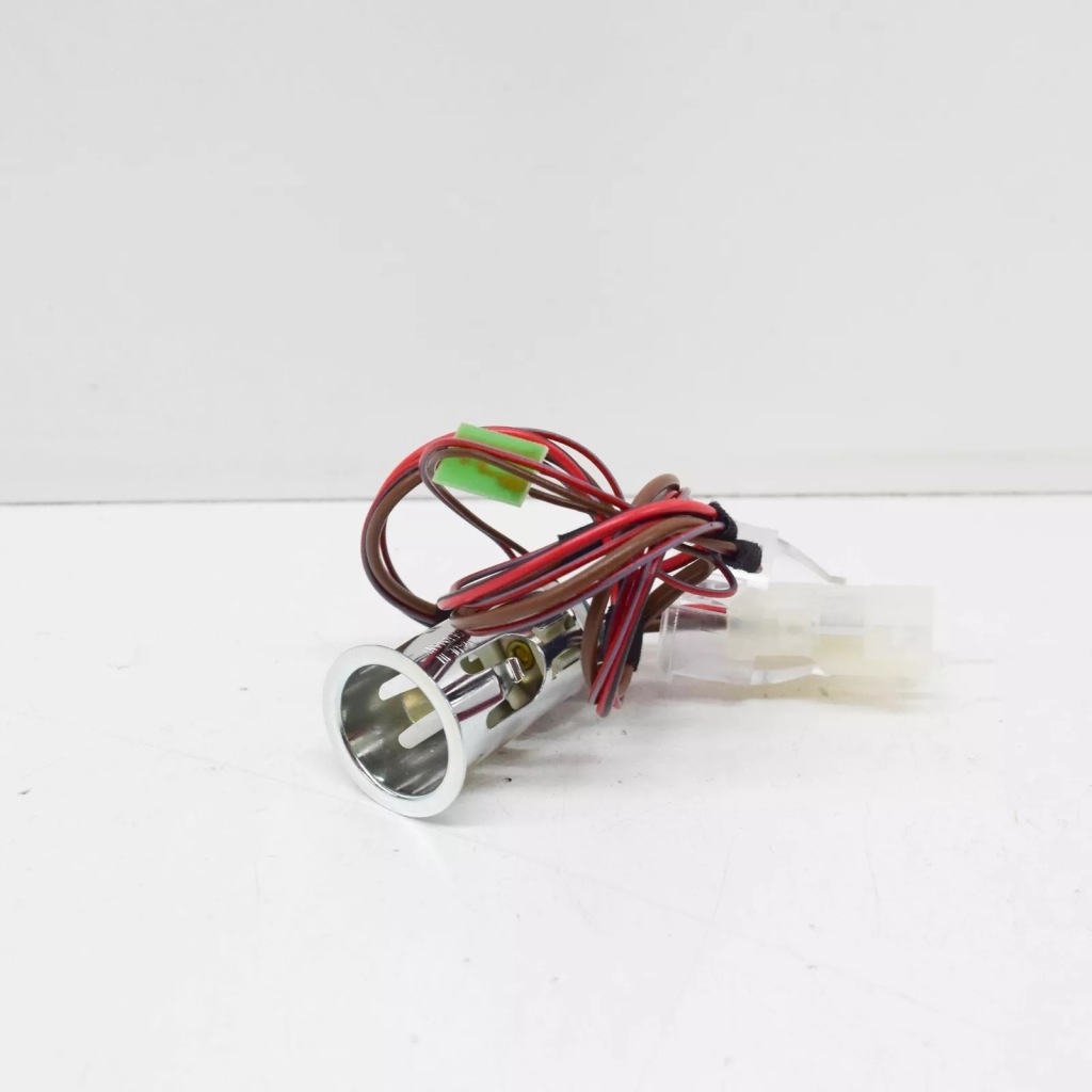 Bmw 5 f10 разъём прикуривателя 61346977675 oem Цена