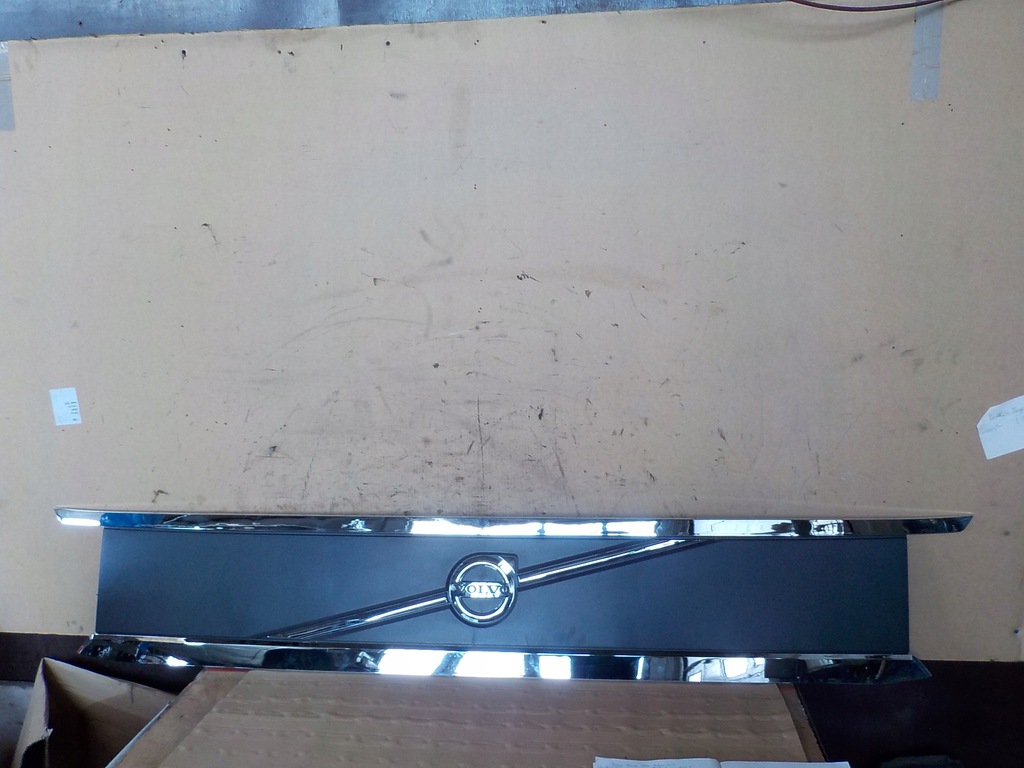 фото №1, Volvo решітка радіатора решітка радіатора капот fh4 84027588