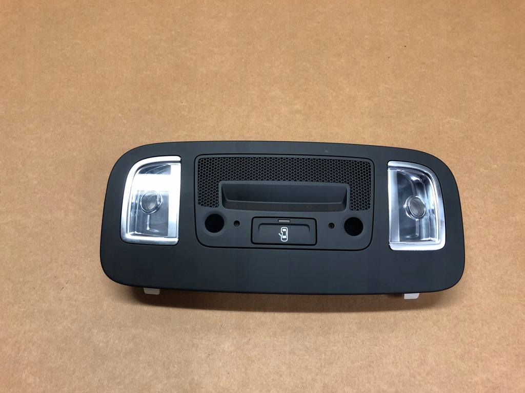 фото №1, Audi tt 8s лампа салона led 8v7947135e