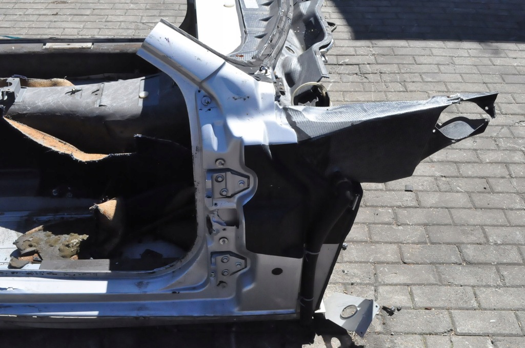 фото №13, Aston martin vanquish i vantage четверть лонжерон левая правая порог