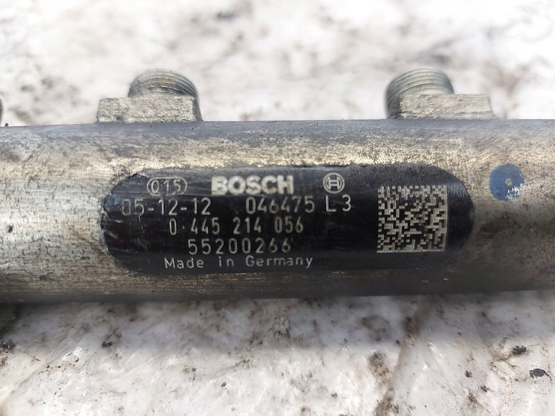 Молдинг впрыскная датчик давления топливной  opel vectra c z02 рестайлинг  1.9 cdti Киев