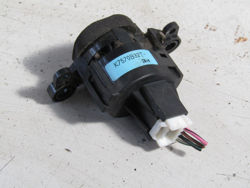 Купить Mazda 3 3 датчик температуры k7570b32t 2,0 2003