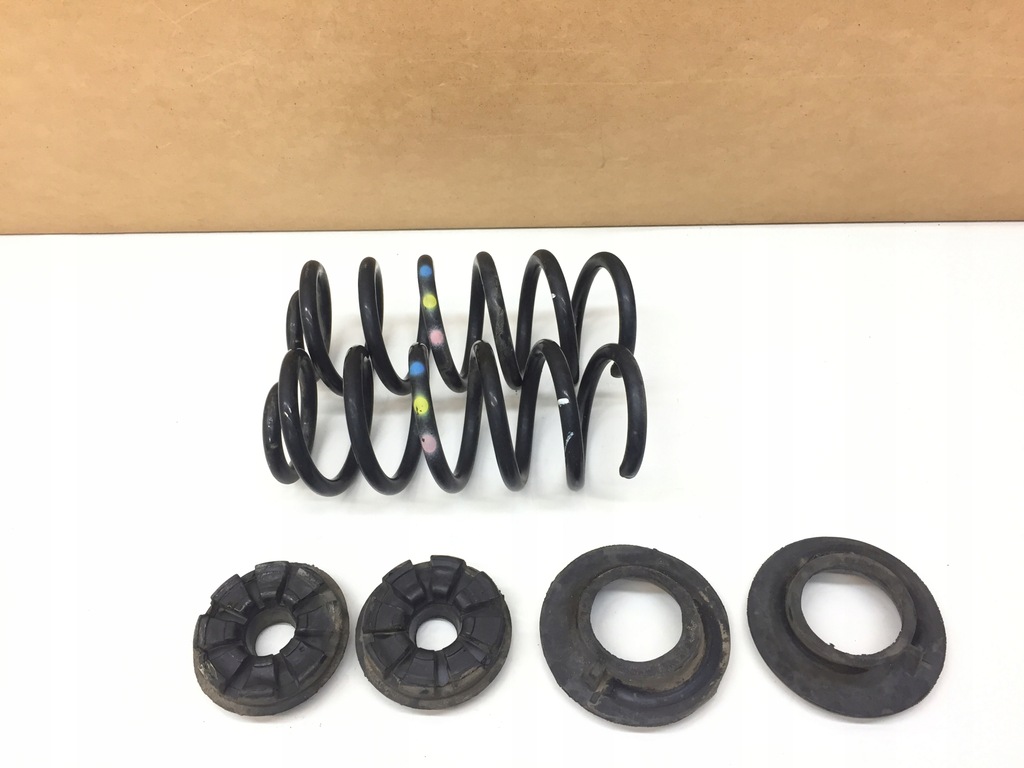 фото №1, Clio iv hb пружина пружины резиновый элемент подвеска задняя
