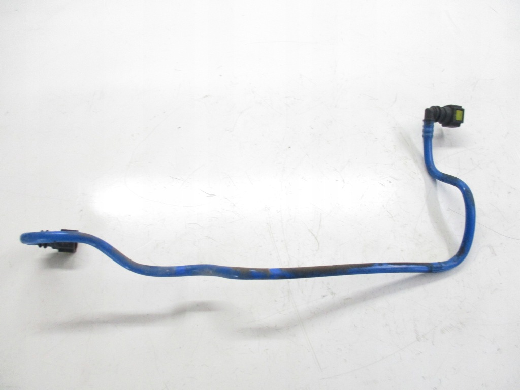 Fiat linea 1.4 8v шланг трубка пабтрубок  топлива Цена