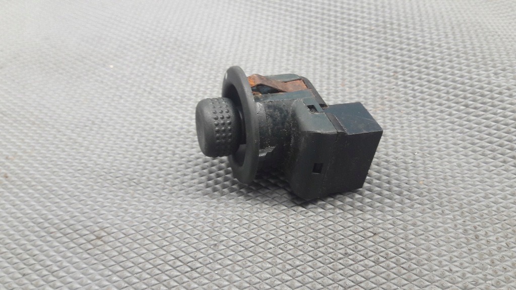 фото №7, 7700847433f вимикач регулювання дзеркал megane