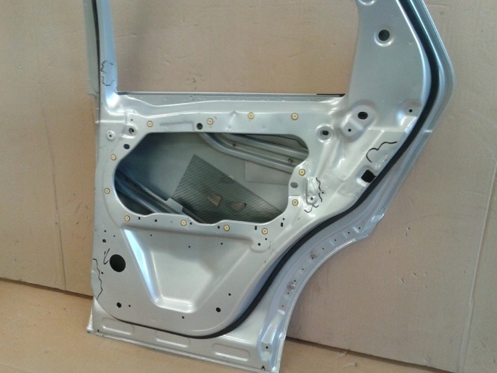 фото №6, Land rover discovery 2014 двері праве задня