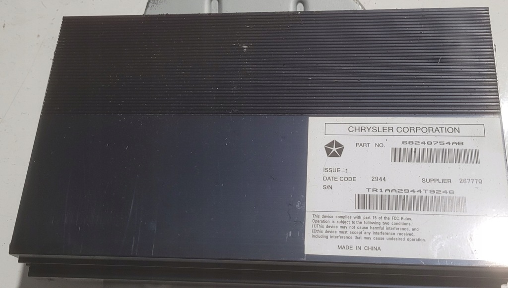 фото №1, Jeep grand cherokee wk 2 ii усилитель радио 14-