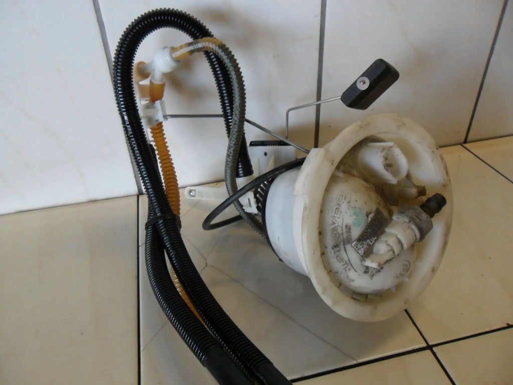 фото №11, Bmw 3 e90 2008 2.0 b помпа пального do бака 26410701 26420702 комплект