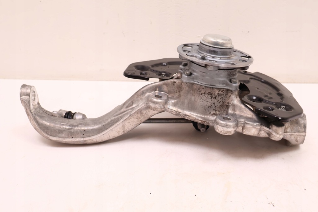 Mercedes-benz cle a236 300 4matic поворотний кулак ступиця права перед a0004213402 Недорого