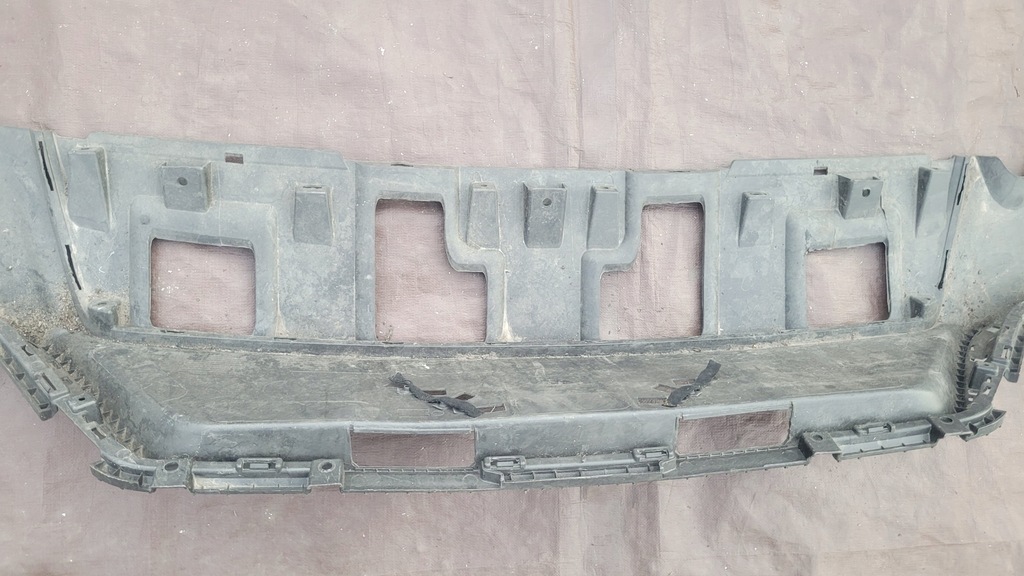 фото №10, Kia niro накладка-спойлер спойлер накладка бампер задня // 928