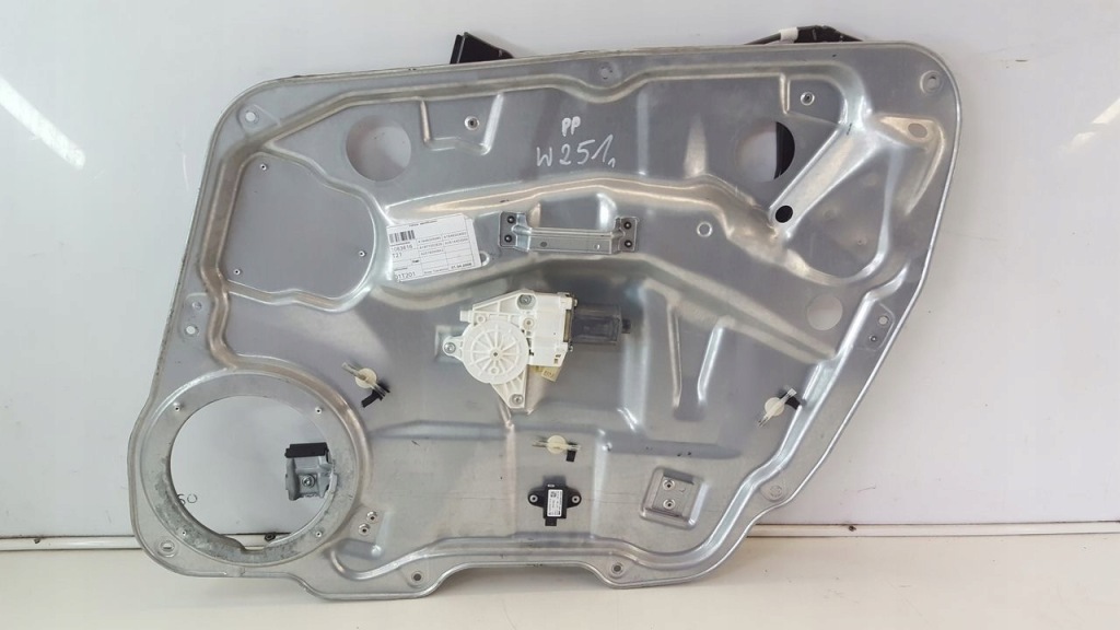 фото №1, Подъемник стекло правый перед mercedes w251 3,0 cdi