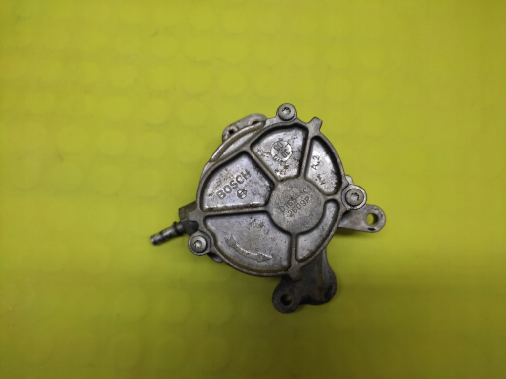 фото №1, Volvo s40 насос вакуум d1651c1