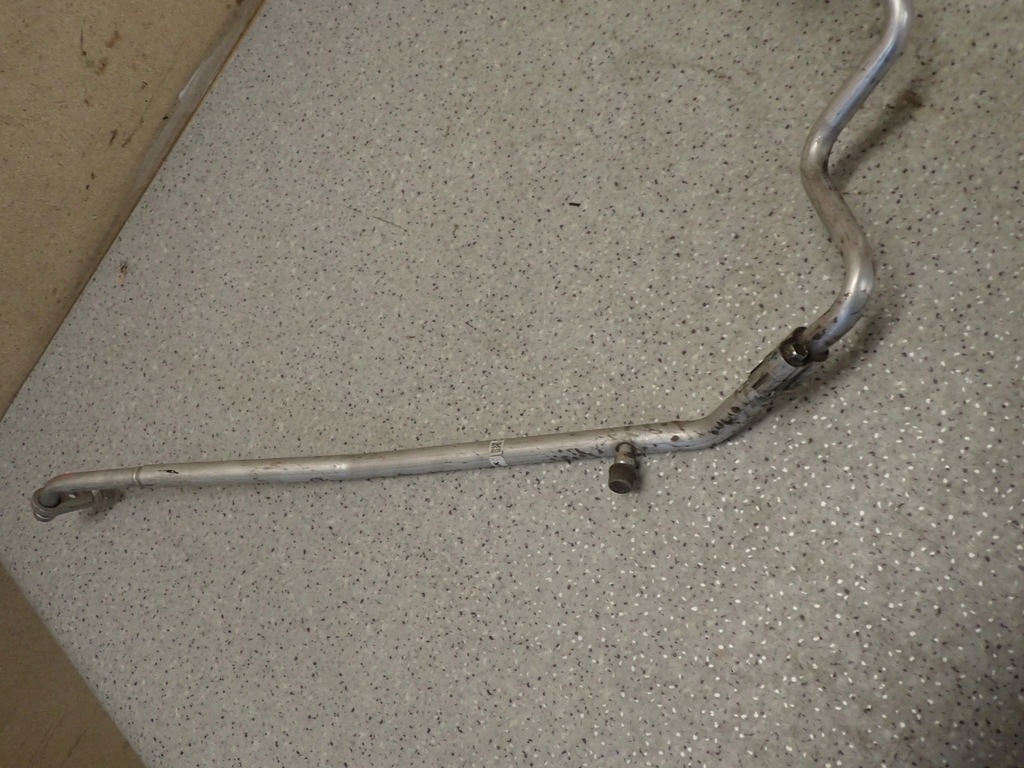 фото №5, Toyota auris 1.4 d4d 06-12 шланг кондиціонера