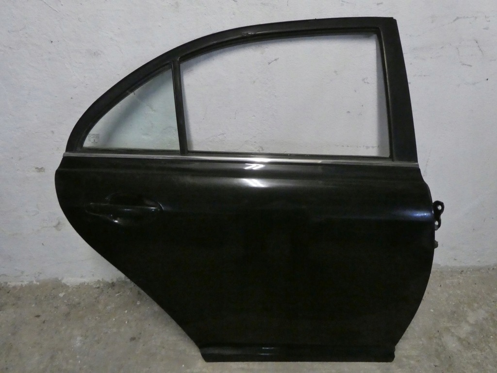 фото №1, Дверь правое правый задняя задние toyota avensis t25