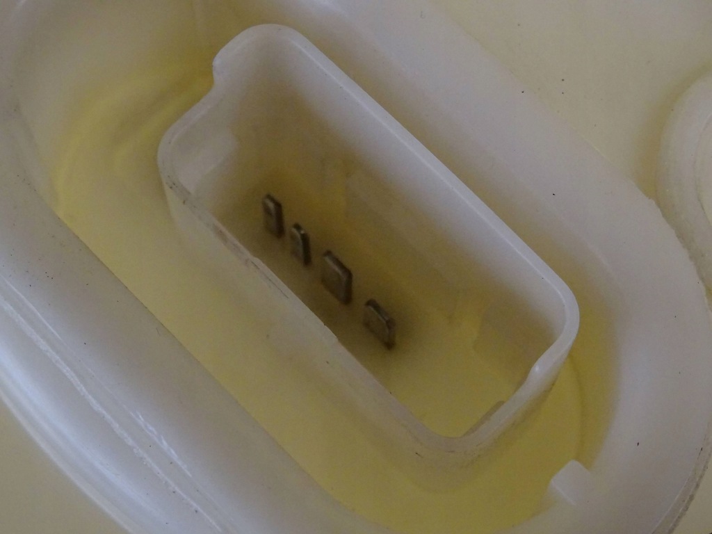 фото №7, Датчик уровня топлива peugeot 407 hdi 9647083480 nr23